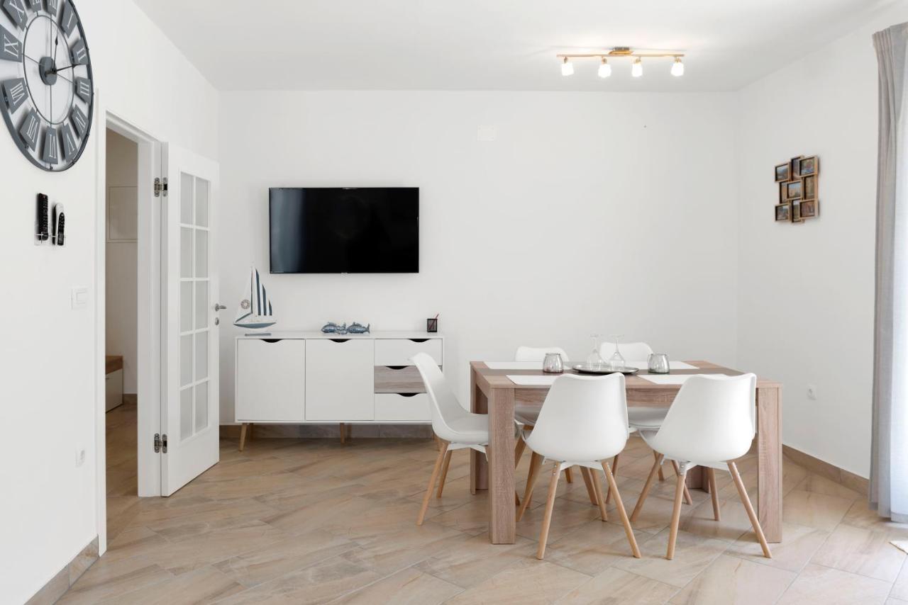 Aaa Anic Amazing Apartments Deluxe Split Exterior foto